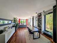 Au calme lumineuse maison non mitoyenne avec jardin, piscine et stationnement — photo 2