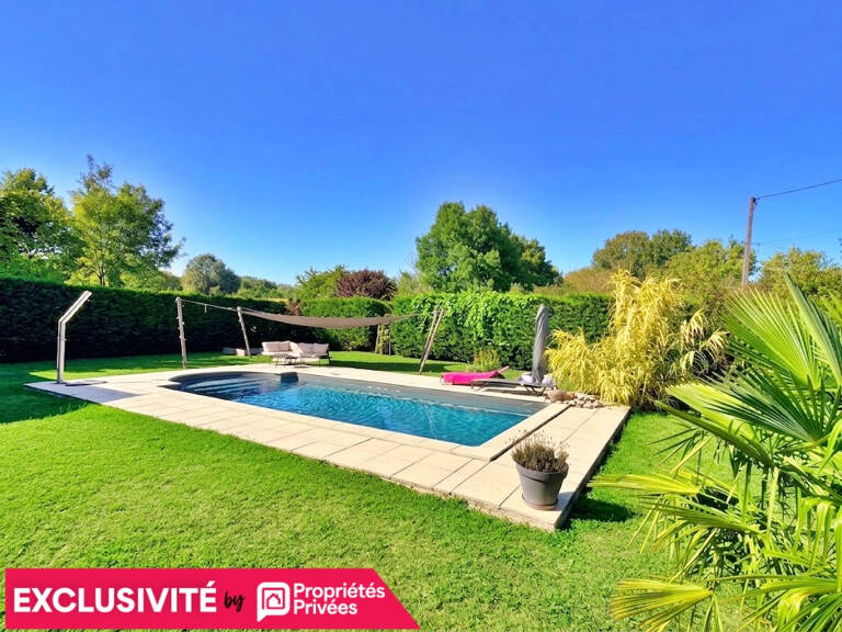 Maison Camblanes Et Meynac 6 pièce(s) 184 m2 jardin piscine — photo 1