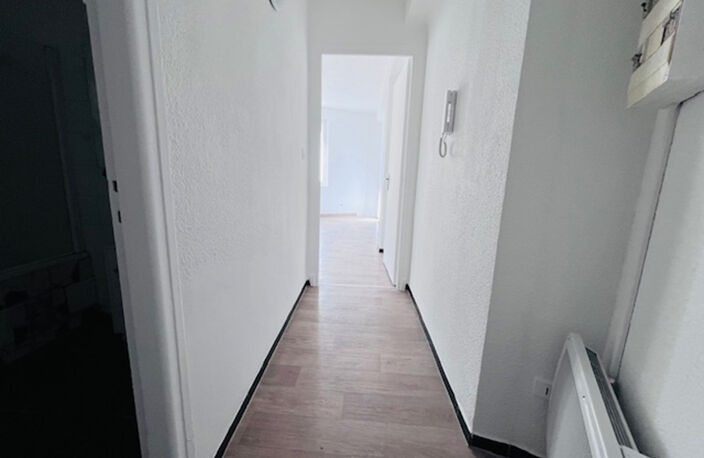 Charmant T3 loué au 566 euros + 70 euros de provision sur charges dans une résidence calme proche du centre ville — photo 4