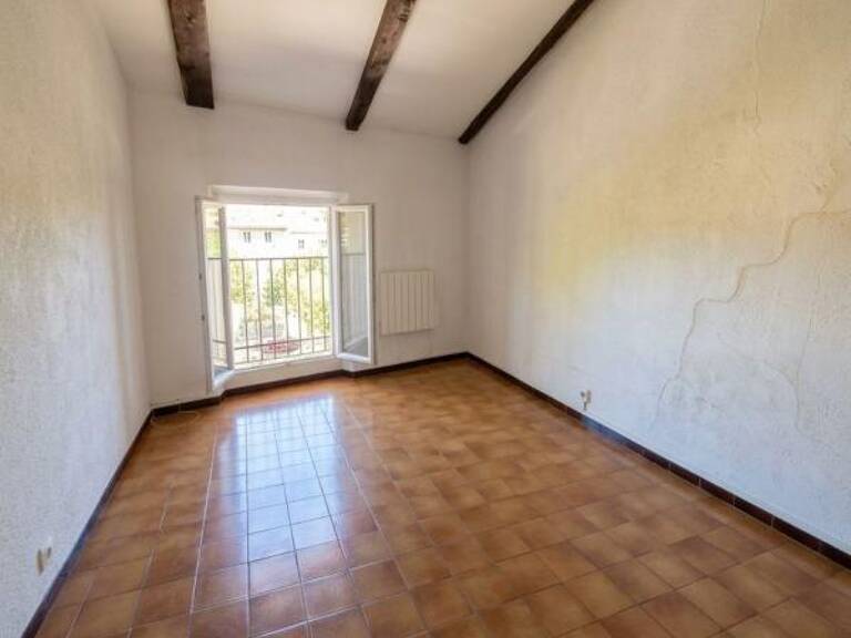 Opportunité à saisir : T3 avec mezzanine en plein centre-ville de Pertuis ! — photo 1