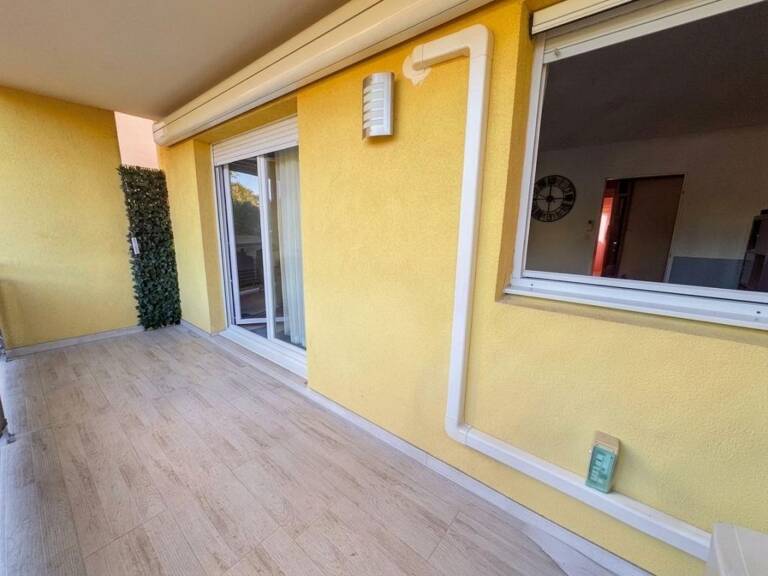 Appartement T3 63m2 Avignon dans résidence avec piscine — photo 1