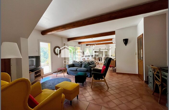 Maison de charme de 136 m² avec Piscine et Garage — photo 3