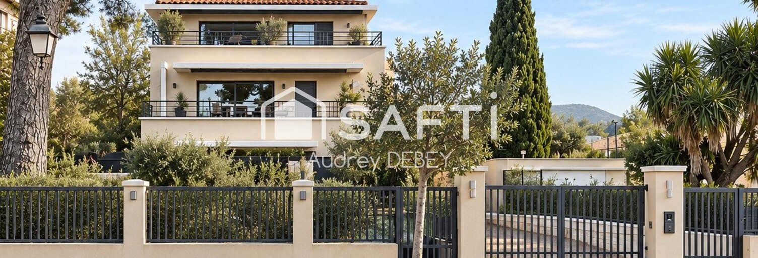 Appartement 4 Pièces 118 m² à vendre à Sanary-sur-Mer (83110)