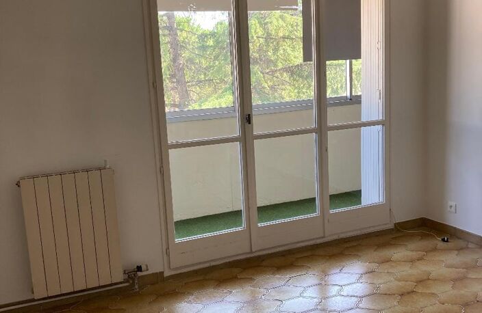 Vente appartement 3 pièces  Draguignan (83300) — photo 3