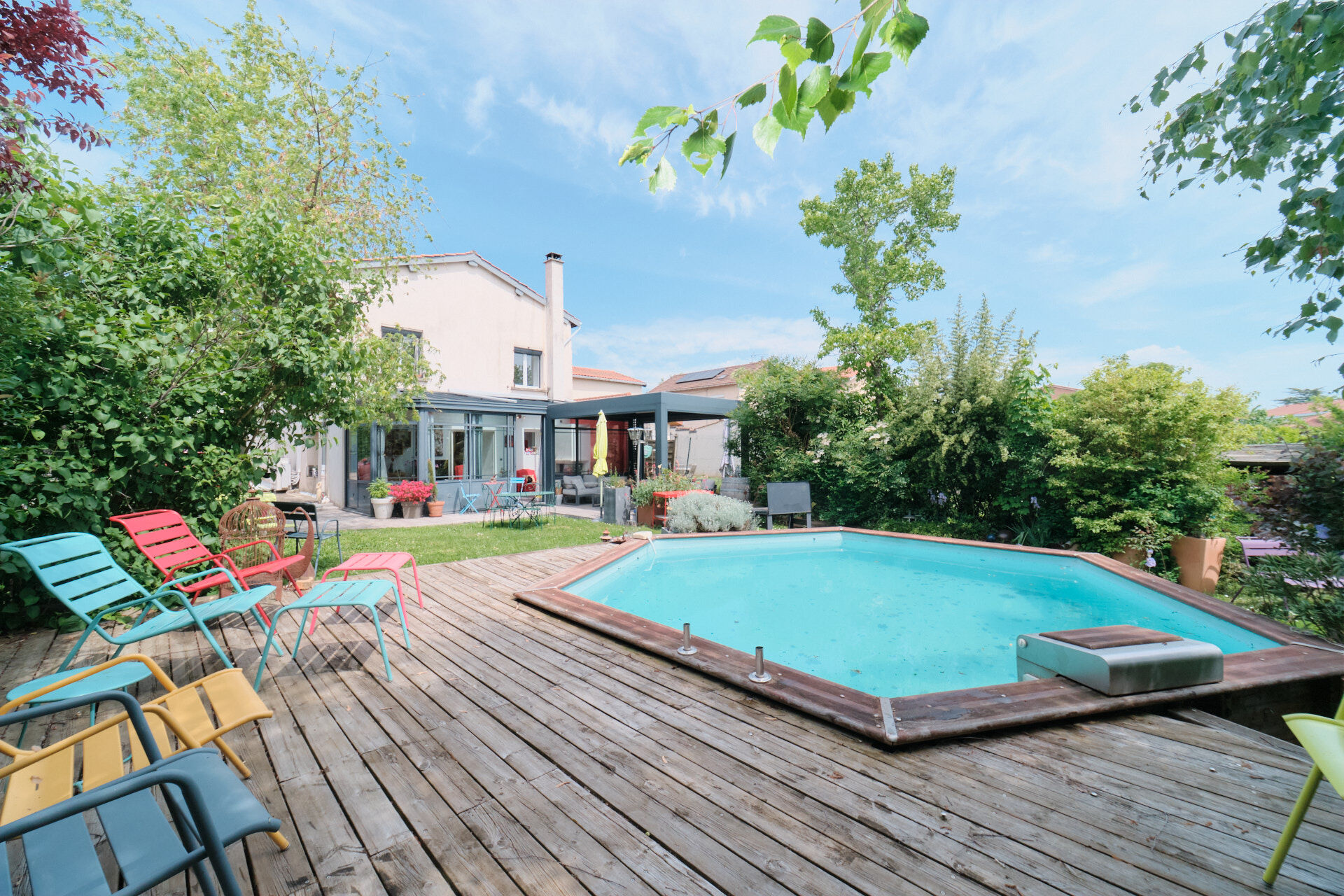Maison en pisé climatisée au coeur de Chaponost