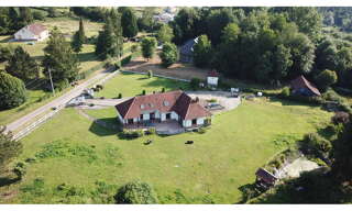 Maison 9 Pièces 171 m² à vendre à Fressin (62140)