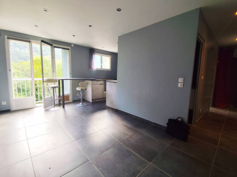 Appartement dernier étage avec 3 chambres à vendre à Vizille — photo 1