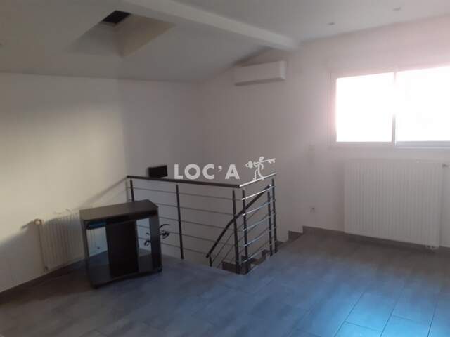 MONTCHAT spacieuse maison f2 — photo du bien