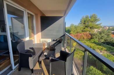 Appartement 3 pièces 240000 €