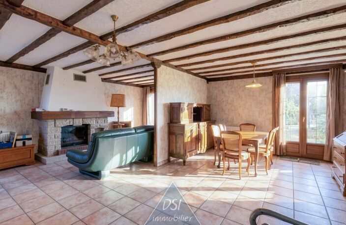 VAULX-EN-VELIN LA RIZE – LIMITE DÉCINES-CHARPIEU Maison familiale Type T6 de 129 m² habitable sur terrain clos de 828 m² — photo 4