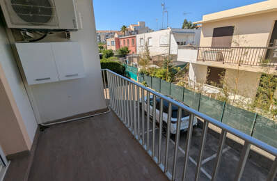 Appartement à rénover avec beau potentiel, quartier calme pr — photo du bien