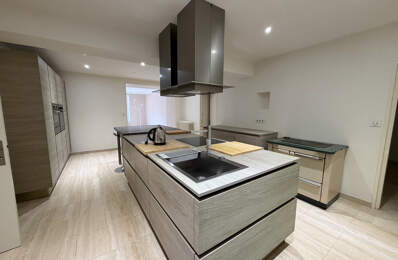 Maison ancienne rénovée   T6 de 176 m2 — photo du bien