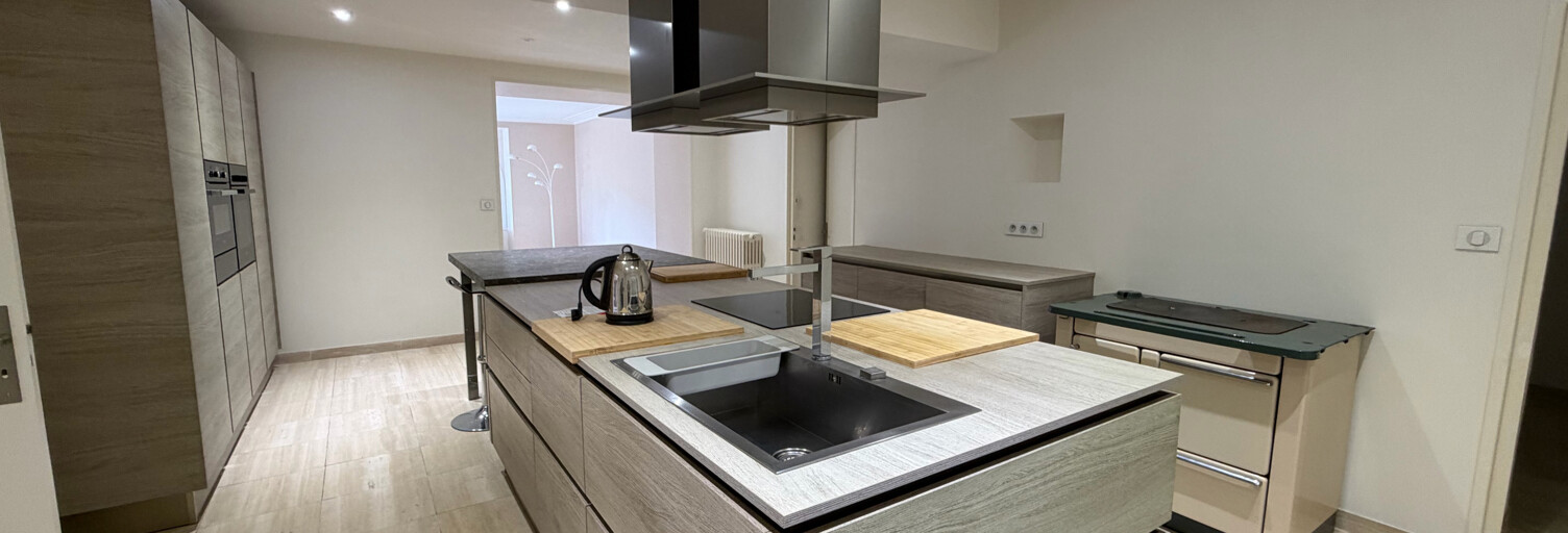 Maison 6 Pièces 176 m² à louer à Baccon (45130)