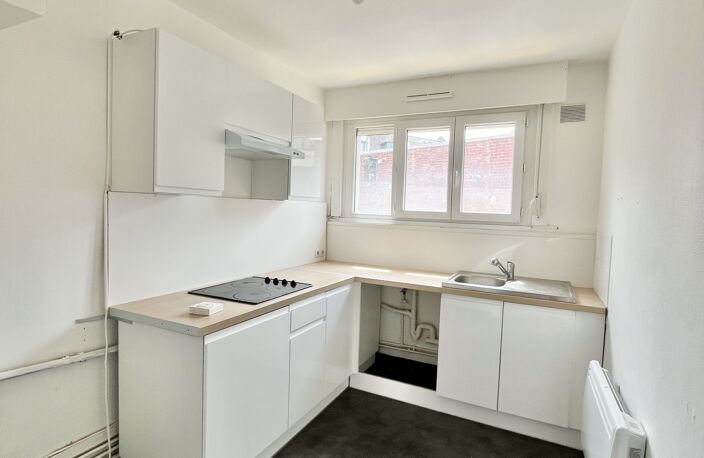 Vente Immeuble 5 pièces — photo 2