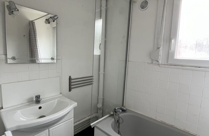 Vente Immeuble 5 pièces — photo 4