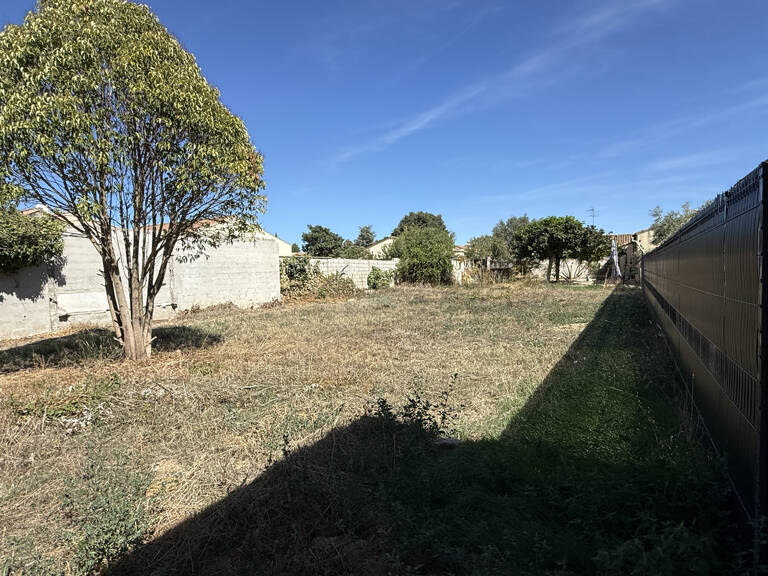 TERRAIN CONSTRUCTIBLE UCHAUD — photo 1