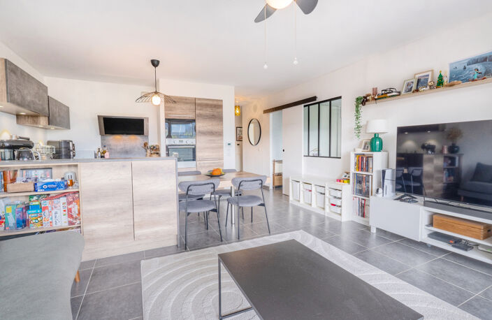 DPT(38) - A VENDRE - Appartement 4 pièces - MONTOBONNOT-SAIN — photo 3