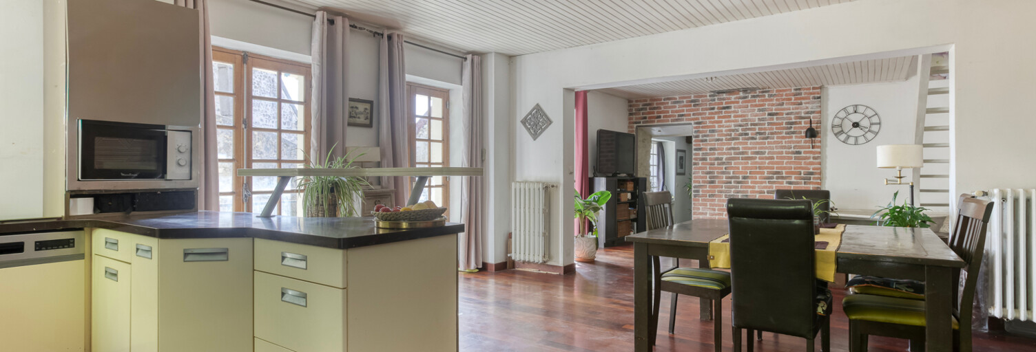 Maison 8 Pièces 216 m² à vendre à Juziers (78820)