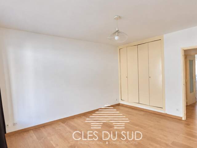 Vente appartement Toulon rénové proche université — photo du bien