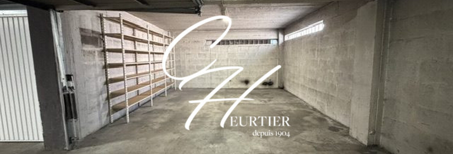 Garage  38 m² à louer à Grenoble (38000)