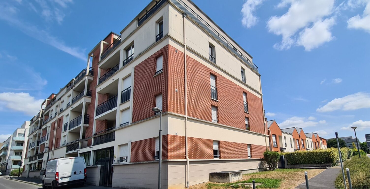 Beau type 2 avec terrasse et parking — photo 1