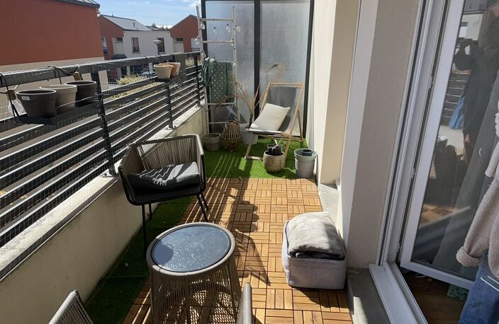 Beau type 2 avec terrasse et parking — photo 3