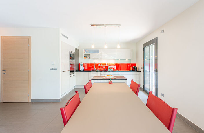 Appartement Annecy 4 pièce(s) 106.91 m2 — photo 3