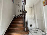 MAISON FAMILIALE - 213M² - 7 PIECES - DOUBLE GARAGE - JARDIN — photo 2