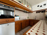 MAISON FAMILIALE - 213M² - 7 PIECES - DOUBLE GARAGE - JARDIN — photo 4