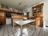 MAISON FAMILIALE - 213M² - 7 PIECES - DOUBLE GARAGE - JARDIN — photo 4