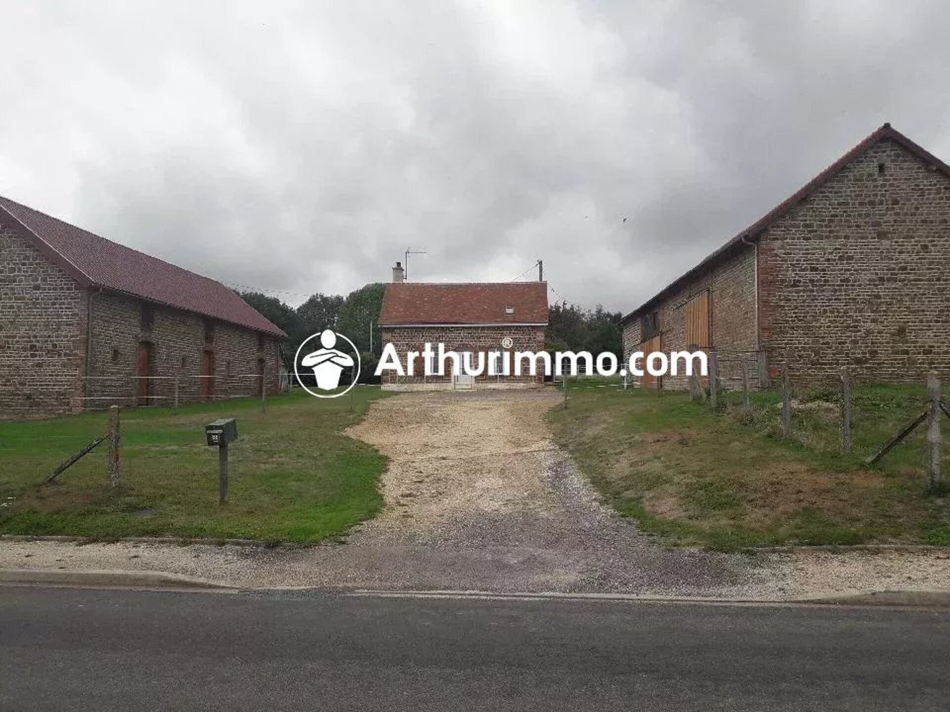 Maison 5 pièces 91 m² · à Lonlay-le-Tesson · 91 m² · 221 550 €