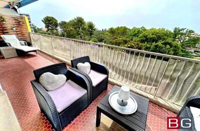 BEAU 3 PIECES TERRASSE PISCINE — photo du bien