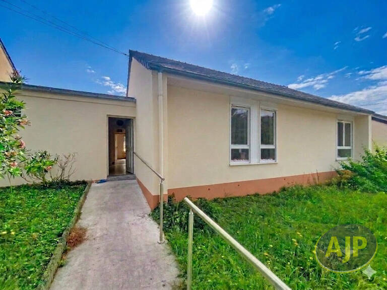 Bâtonnier Cholet : Maison de Plain-Pied avec Jardin — photo 1