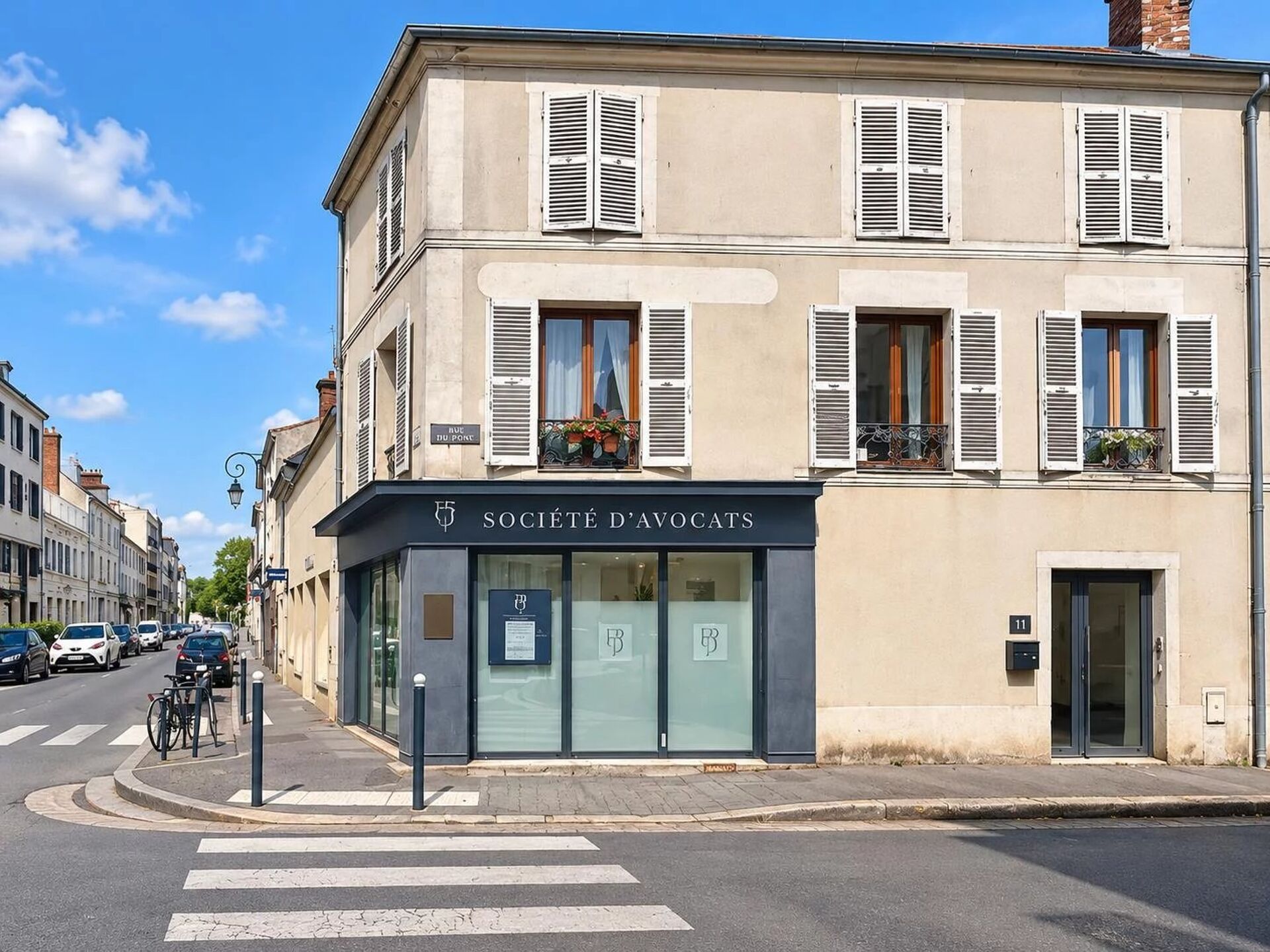 Local commercial 162 m² · à Fontainebleau · 162 m² · 579 000 €