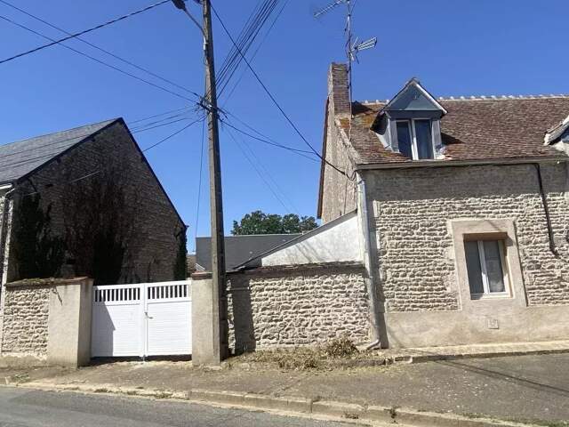 Maison ancienne de 186 m² - 6 pièces - Beauce la Romaine — photo du bien