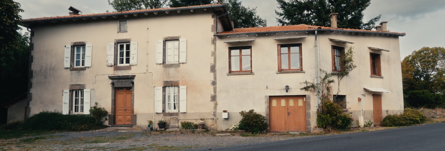 Maison 10 Pièces 185 m² à vendre à Teissières-de-Cornet (15250)