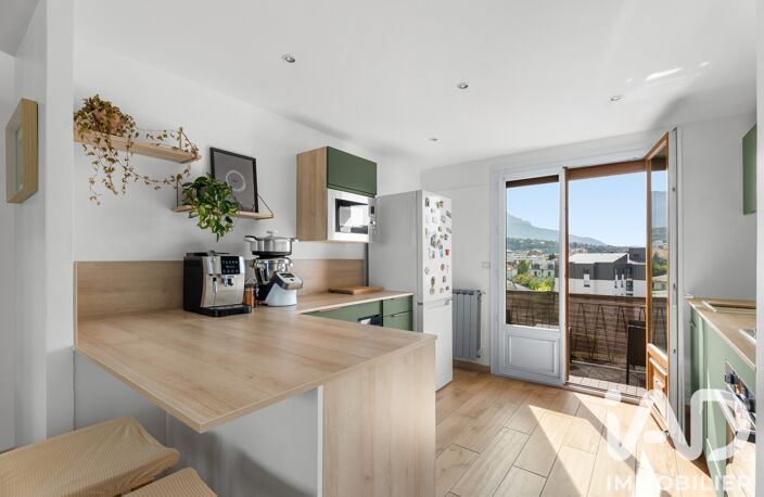 Vente Appartement 4 pièces — photo 2