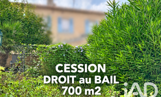 Commerce  700 m² à vendre à Saint-Laurent-des-Arbres (30126)