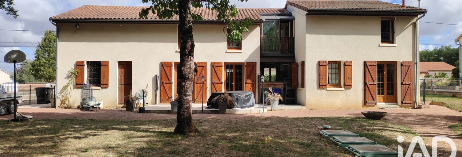 Maison 7 Pièces 145 m² à vendre à Messemé (86200)
