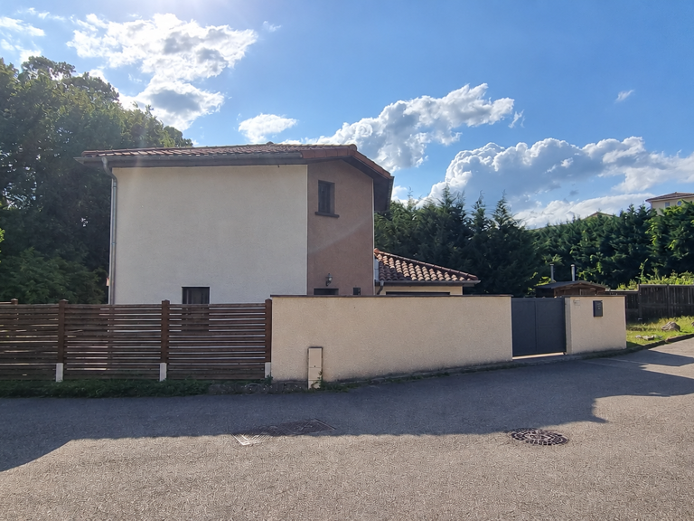 Vente Maison/villa 4 pièces — photo 1