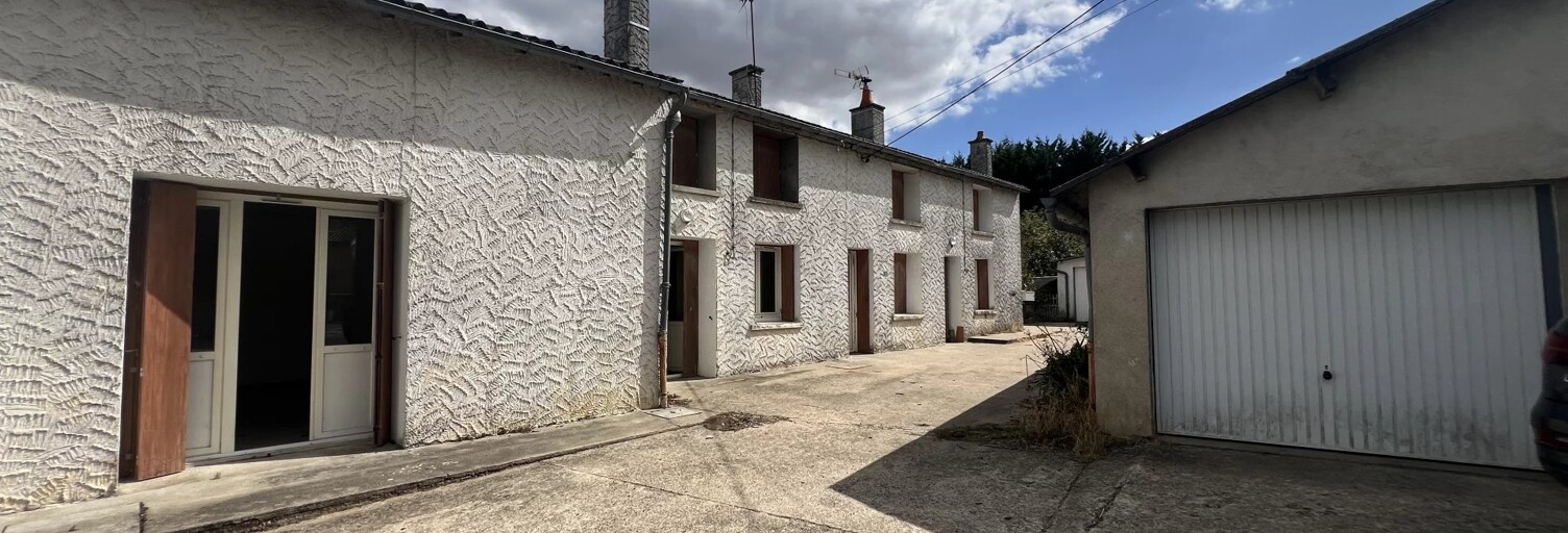 Maison 10 Pièces 156 m² à vendre à Mazerolles (86320)