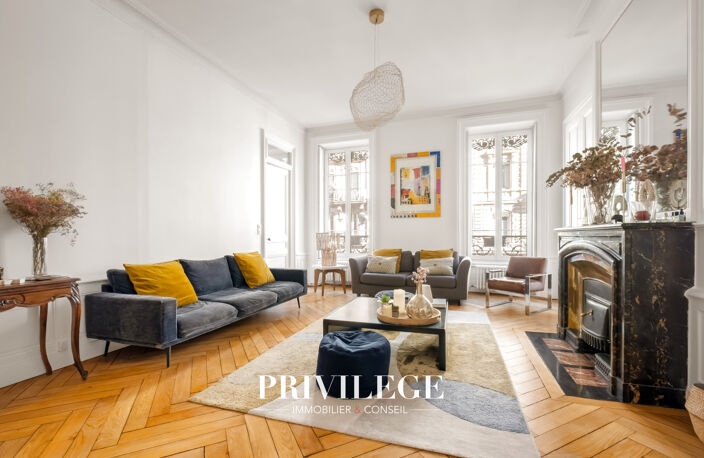 Appartement bourgeois de 110 m2   Lyon 3e, quartier Préfectu — photo 3