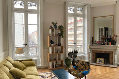 Appartement 6 pièces 3000 €