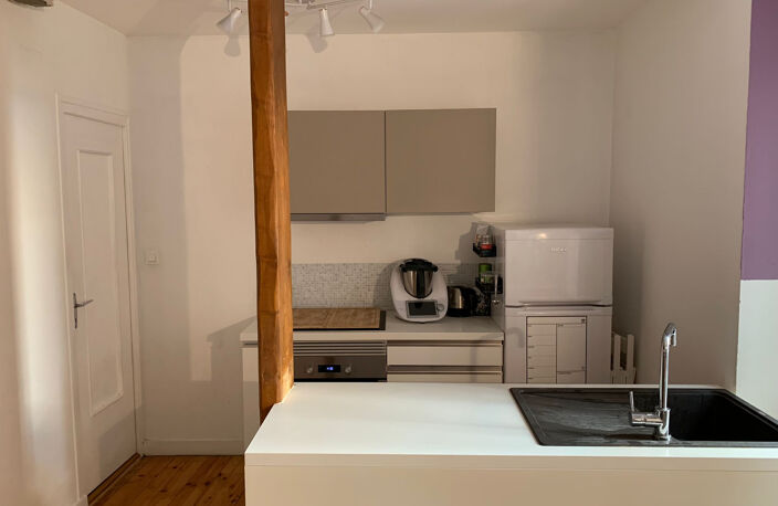 Exclusivité   3 pièces quai du Rhône en face du Parc de la T — photo 2