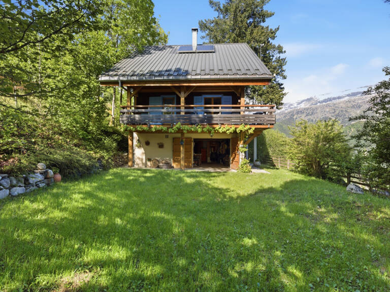 DPT (38) - A VENDRE - CHALET - 7P - ALLEMOND — photo 1