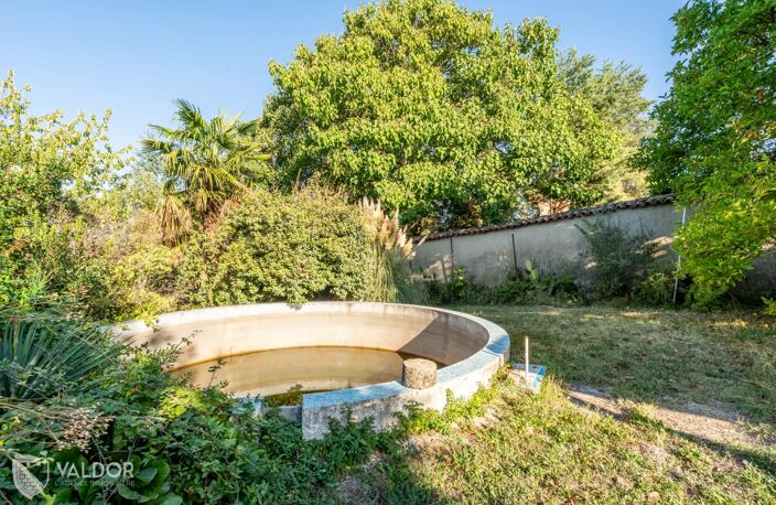 Genay centre - Maison familiale à créer - Jardin de 930 m² — photo 4