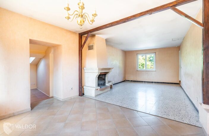 Genay centre - Maison familiale à créer - Jardin de 930 m² — photo 5
