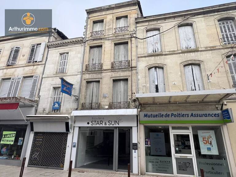 Local commercial + garage + appartement — photo 1