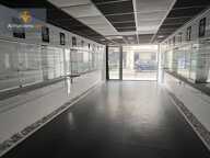 Local commercial + garage + appartement — photo 3