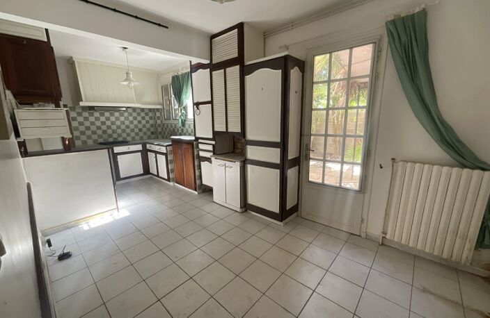 Villa — photo 3